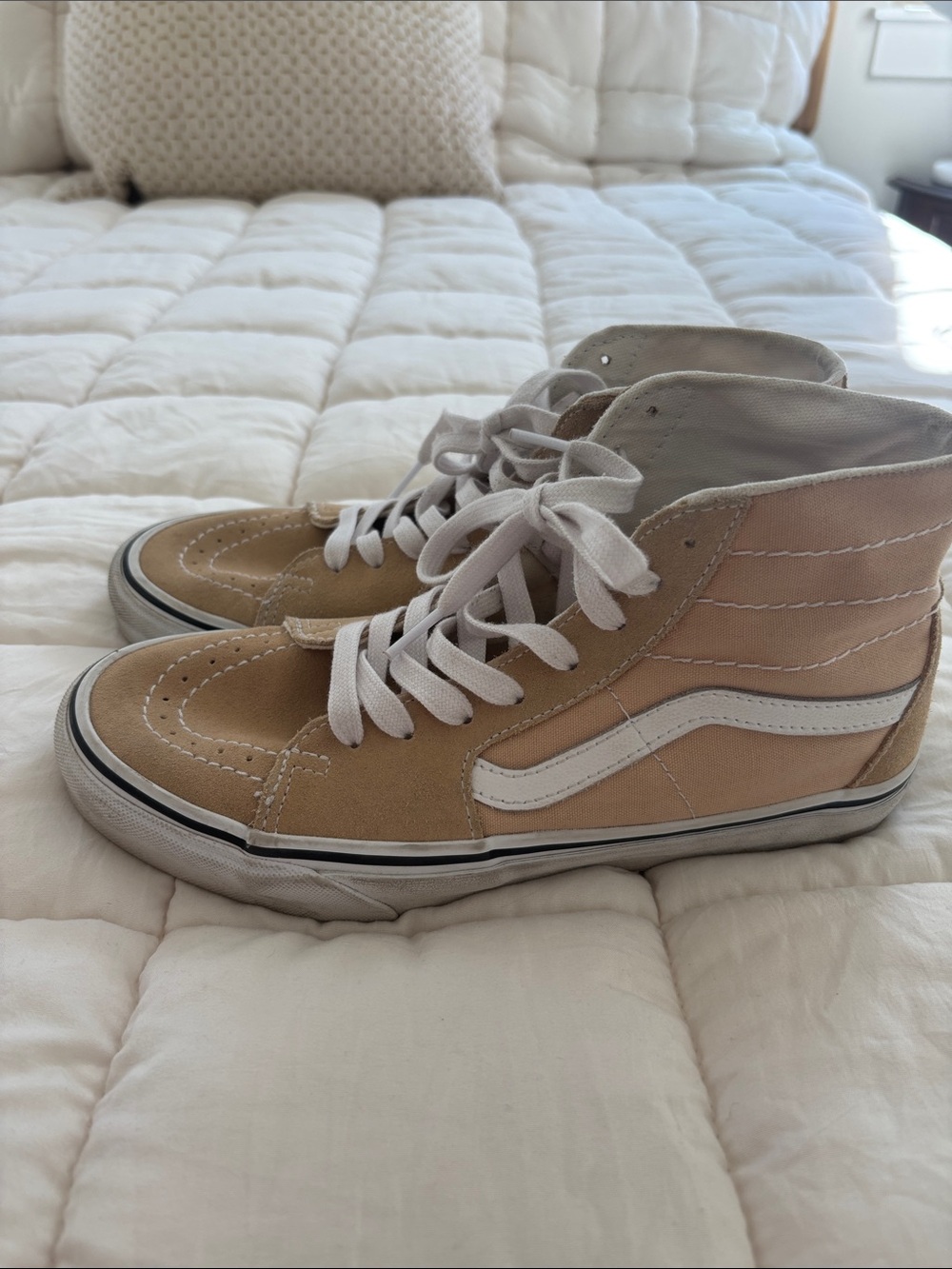 Vans Kids High-Top Sneakers in Beige and White